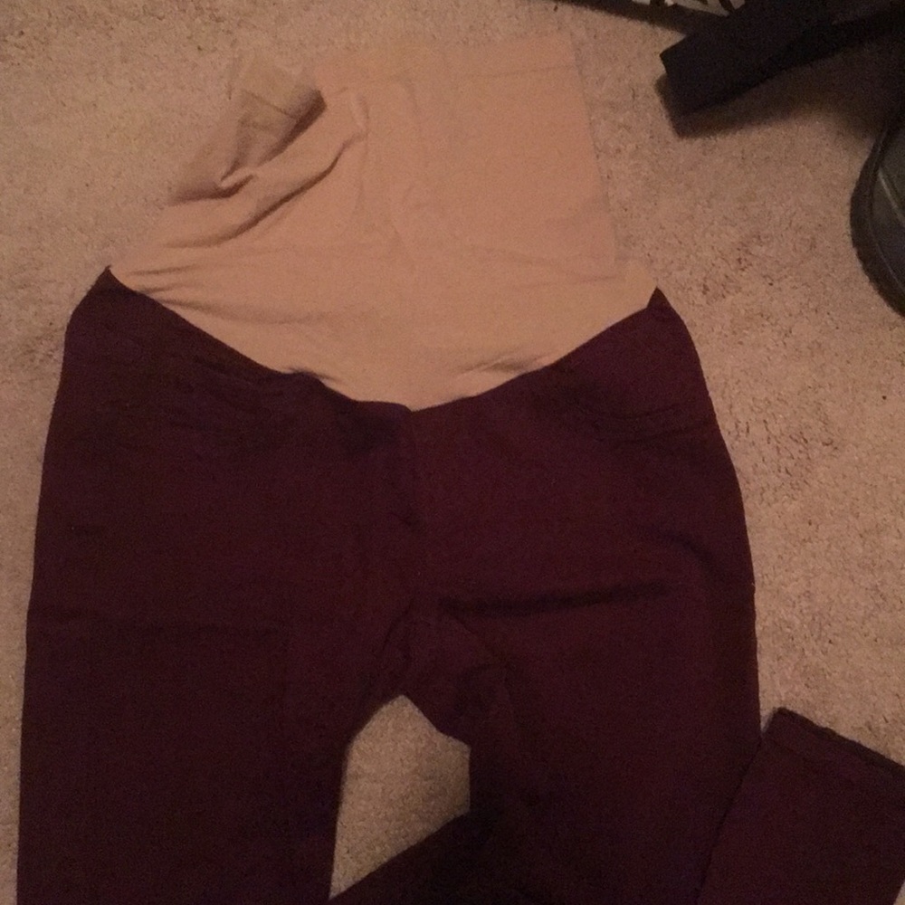 Maternity pants maroon